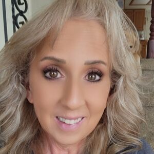 Meet your Posher, Cheryl